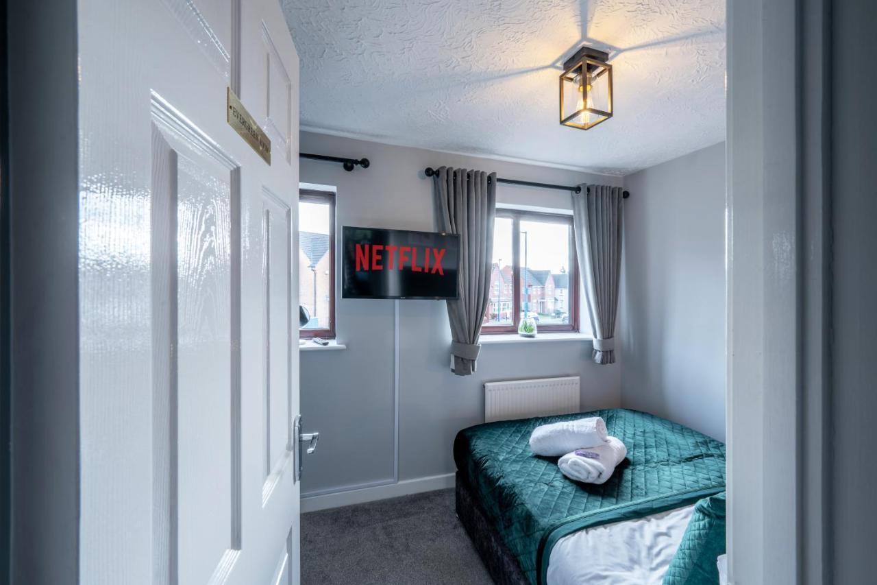 Yew Tree House Contractor / Family Home Free Netflix Fast Wifi Near Dudley/Birmingham Cradley Heath Exterior foto